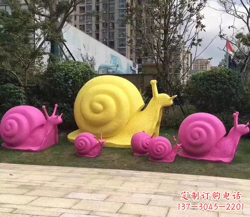 许昌玻璃钢彩绘蜗牛雕塑