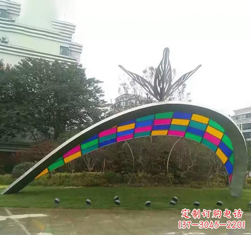 许昌不锈钢彩色拼接拱门雕塑