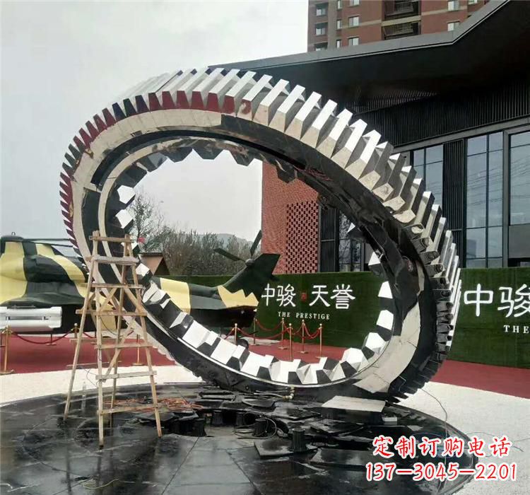 许昌不锈钢齿轮抽象雕塑