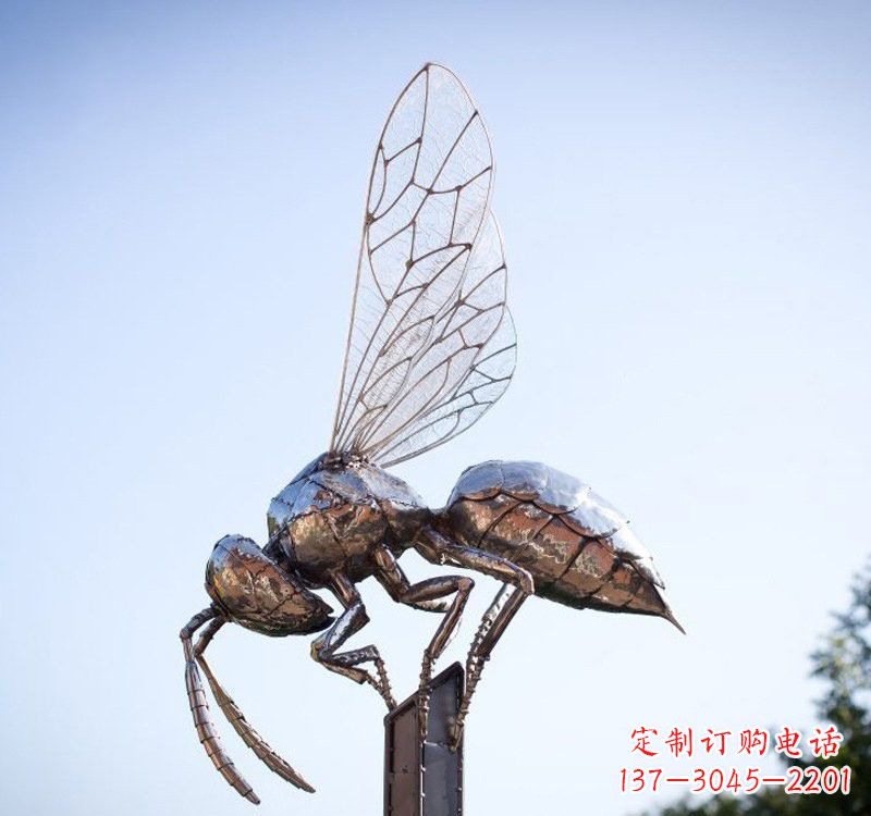 许昌不锈钢公园蜜蜂雕塑精彩纷呈的自然之美