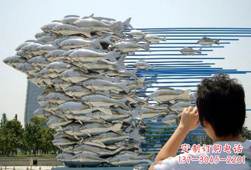 许昌不锈钢公园鲤鱼雕塑传承传统文化