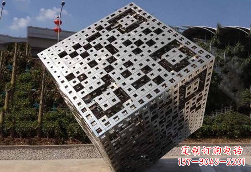 许昌不锈钢广场抽象魔方雕塑