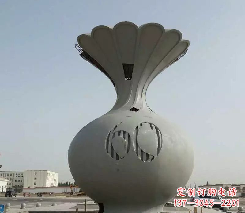 许昌精美不锈钢花篮雕塑