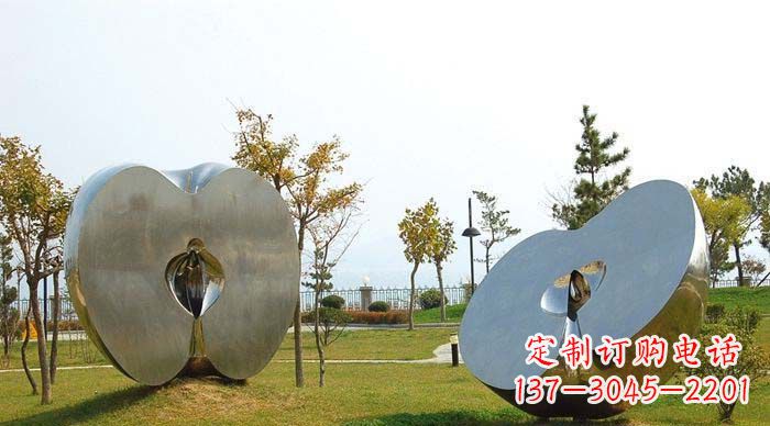 许昌不锈钢苹果雕塑1