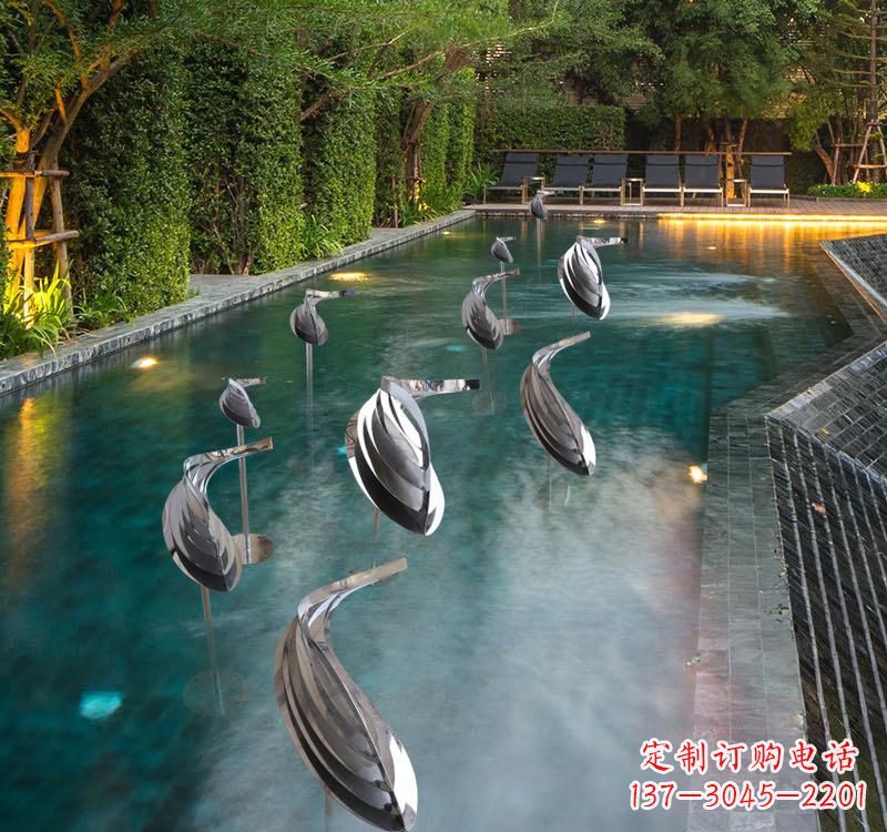 许昌不锈钢动物雕塑——美丽的水景装置
