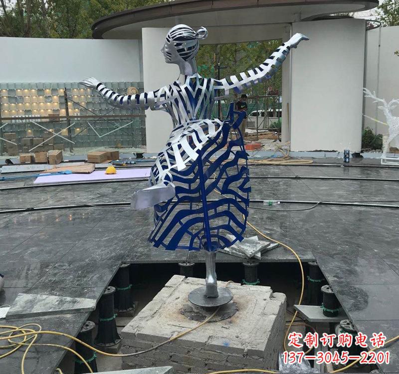许昌不锈钢跳舞女孩雕塑