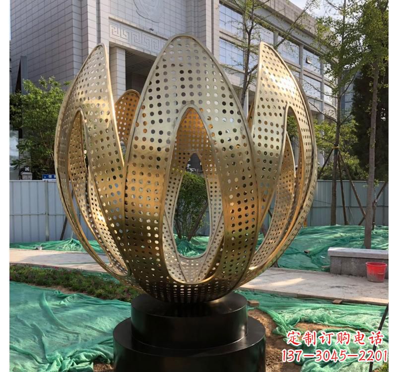 许昌不锈钢拱门雕塑以艺术之美装点园林