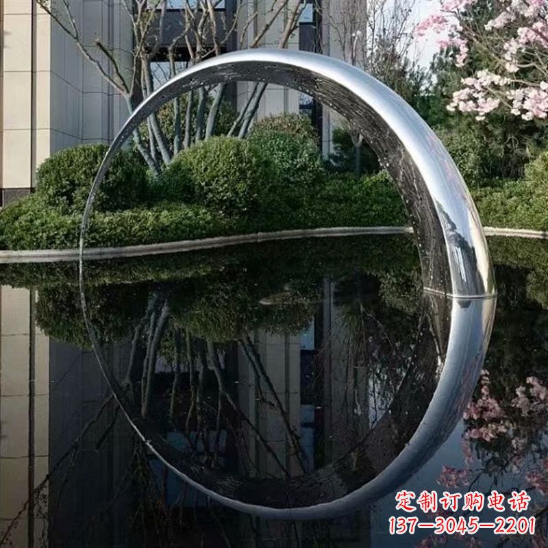 许昌不锈钢月亮雕塑璀璨照亮夜空