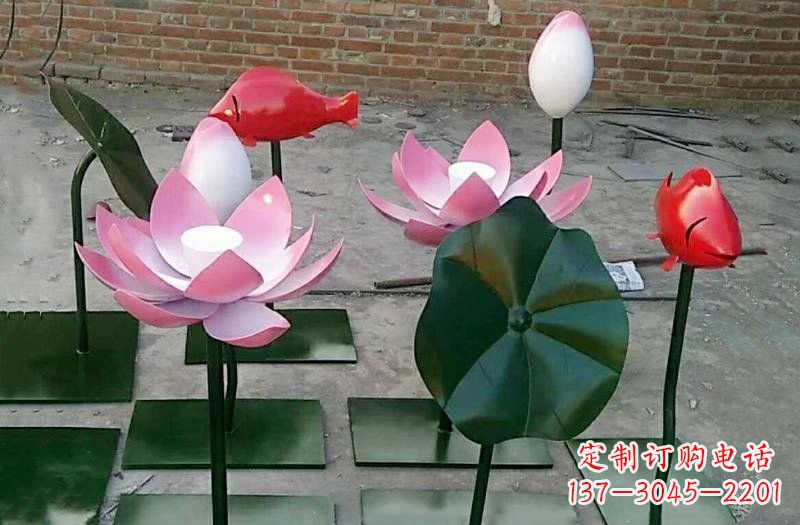 许昌彩色不锈钢荷花鲤鱼雕塑