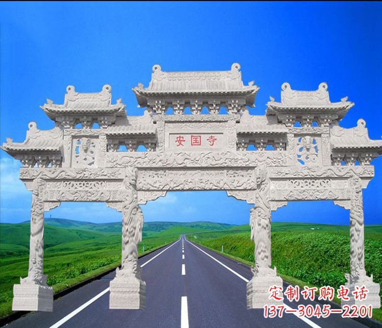 许昌城市中的石雕牌坊雕塑