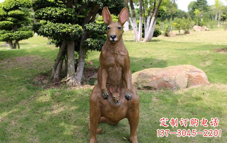 许昌公园玻璃钢仿真袋鼠雕塑