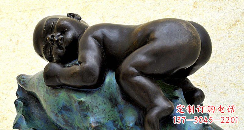 许昌浪漫晨曦——小男孩铜雕