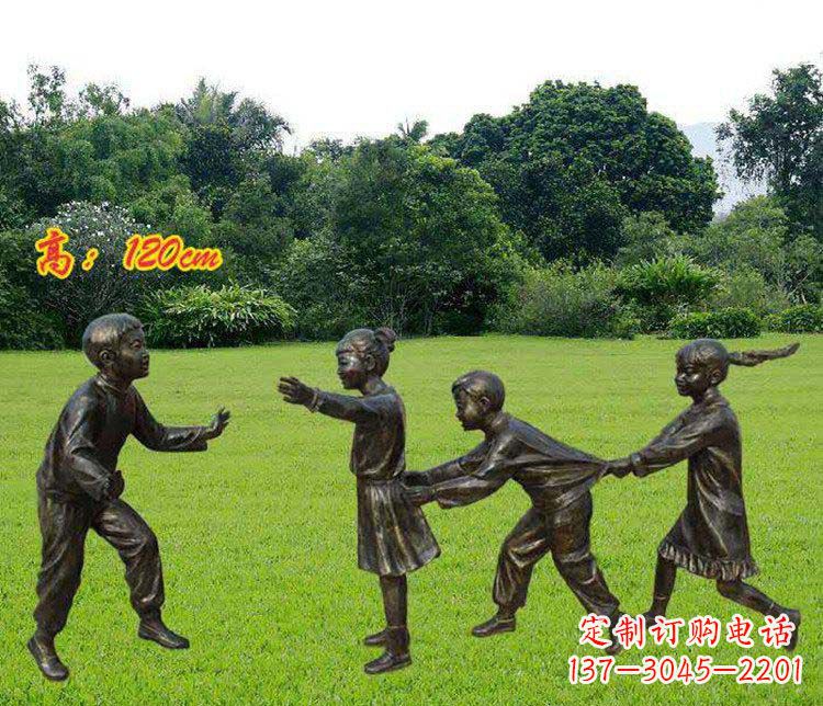 许昌公园玩老鹰捉小鸡的儿童小品铜雕 (2)