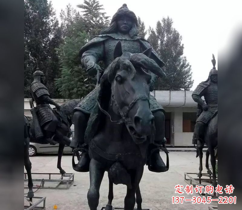 许昌英姿飒爽古代将军骑马铜雕