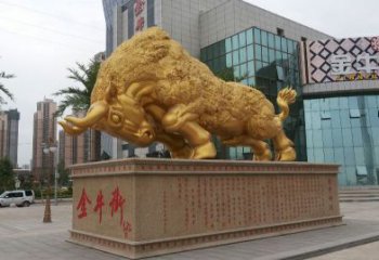 许昌鎏金开荒牛铜雕像，城市街道景观动物雕塑