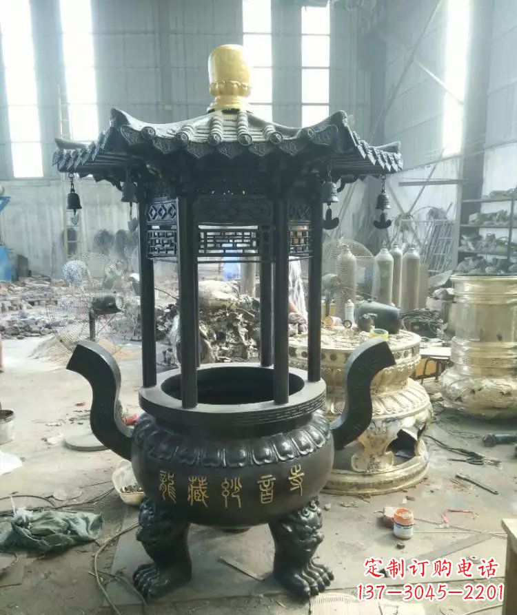 许昌寺庙圆香炉铜雕 (2)