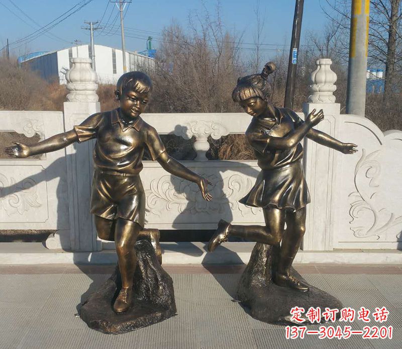 许昌踢毽子的儿童铜雕