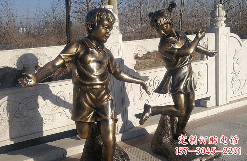 许昌踢毽子的儿童铜雕 (2)