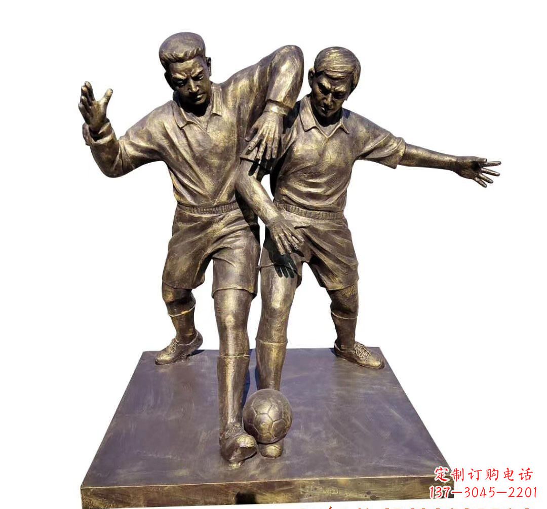 许昌踢足球人物铜雕