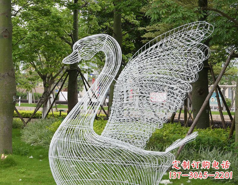 许昌天鹅镂空不锈钢雕塑