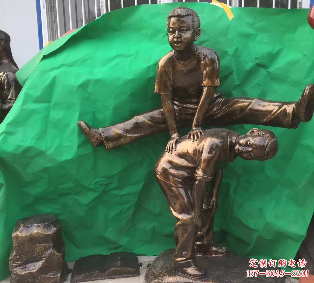 许昌跳马儿童铜雕