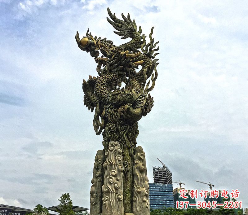 许昌铜雕盘龙柱