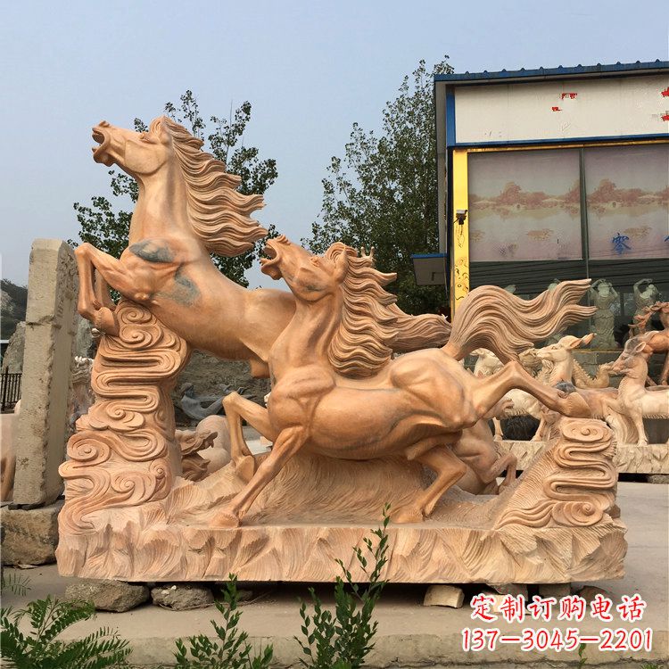 许昌晚霞红奔马群雕