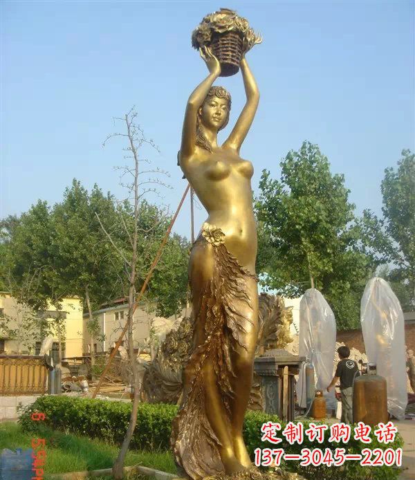 许昌西方美女公园人物铜雕 (2)