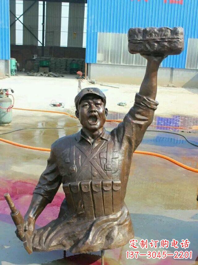 许昌校园董存瑞名人铜雕