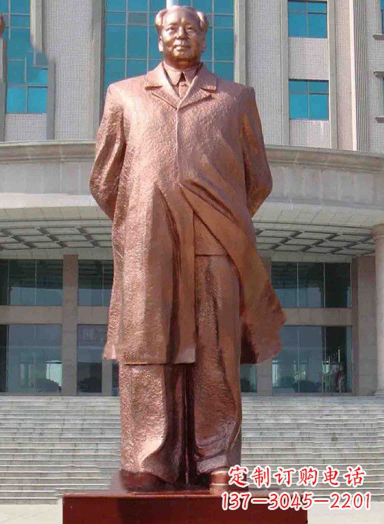 许昌校园毛主席铜像