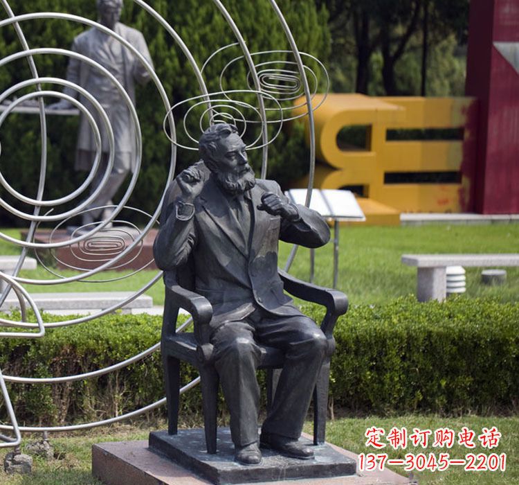 许昌校园名人诺贝尔铜雕
